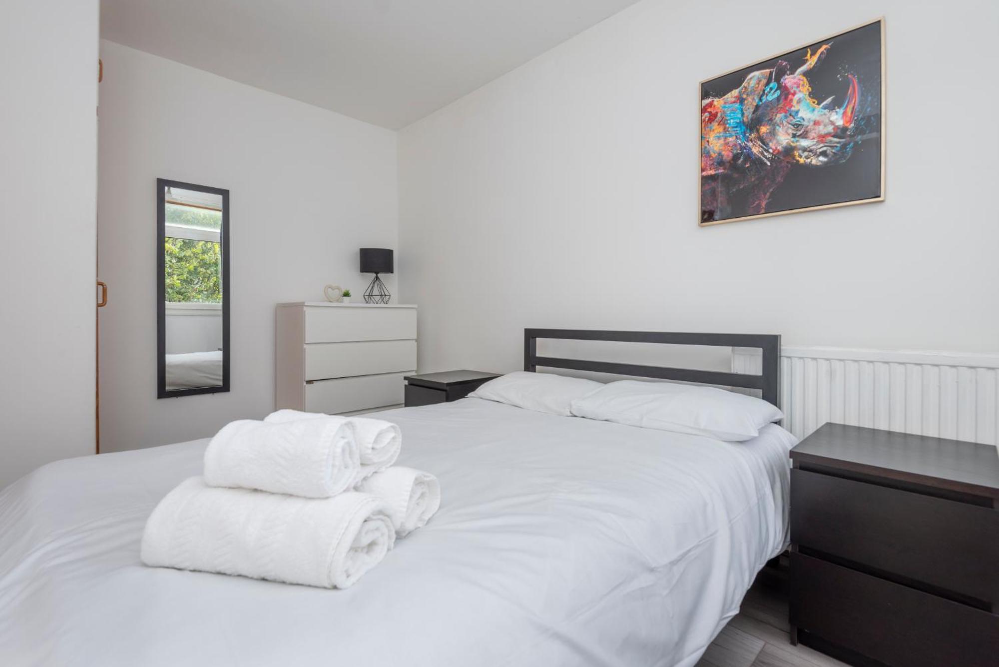 Entire 3 Bedroom Luxury Apartment In London With Private Balcony Екстер'єр фото